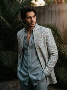 Ethnic wear thumbnail